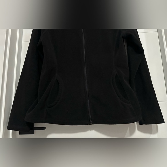 Old Navy: Women's Full Zip Long Sleeve Fleece- Size Large - Picture 4 of 10